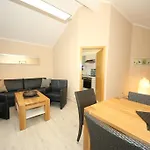 Haus Blick Zur 15 Mit Gratis Sauna- Und Schwimmbadnutzung Im Ahoi Sellin * Goehren (Ruegen)