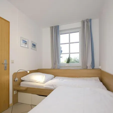 Haus Blick Zur 15 Mit Gratis Sauna- Und Schwimmbadnutzung Im Ahoi Sellin *