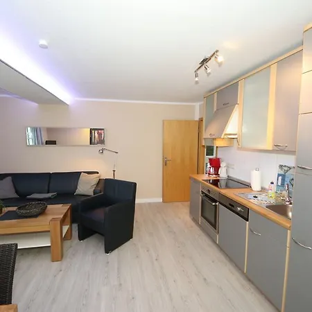 Haus Blick Zur 15 Mit Gratis Sauna- Und Schwimmbadnutzung Im Ahoi Sellin *