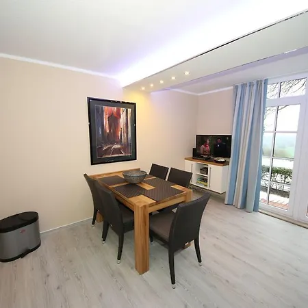 Mit Meerblick, Gratis Nutzung Vom Ahoi Erlebnisbad Und Sauna In Sellin - Haus Blick Zur 15