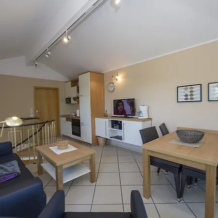 Apartament Mit Meerblick, Gratis Nutzung Vom Ahoi Erlebnisbad Und Sauna In Sellin - Haus Blick Zur 15